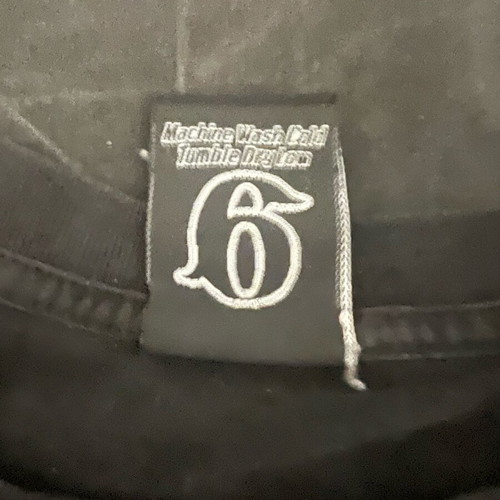 Famous 06 T-shirt used, size large, black cut-sleeve