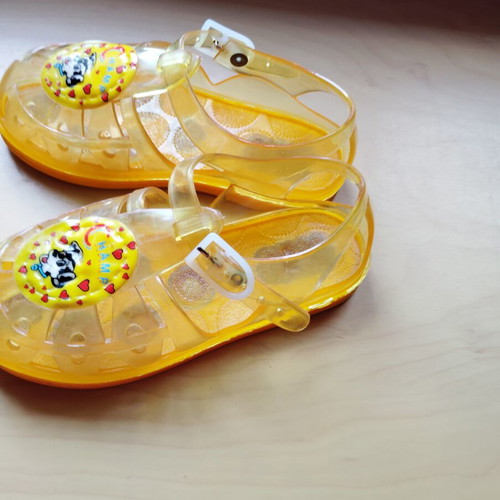Silicone sandals like new, size 28/29, orange