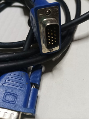 Καλώδιο VGA αρσενικό σε αρσενικό, 2 μέτρα, μαύρο με μπλε βύσματα
