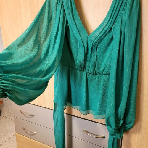 Petrol BSB blouse like new with gold thread and waist belt size M