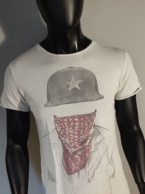 Bershka T-shirt beige with imperfections, size M