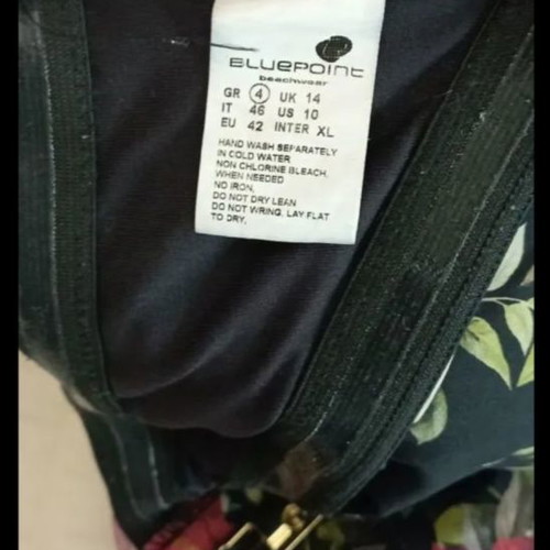 Bluepoint swimsuit XL with extra black gift