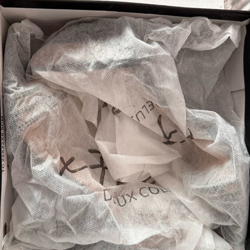No36 patent leather sandals like new with transparent detail and 10.5cm heel