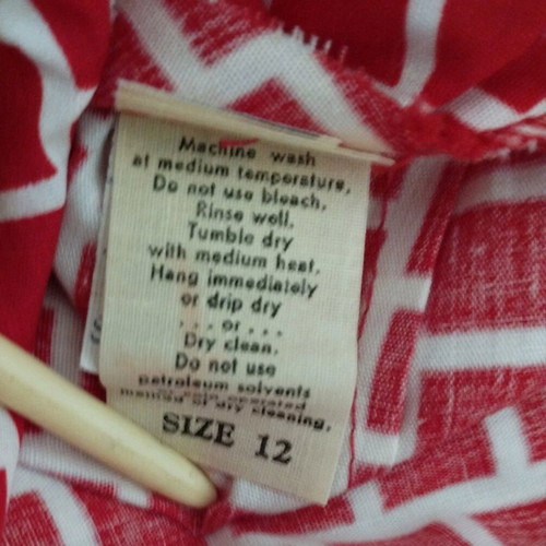 Vintage red ILGWU shirt with white print 1960s like new