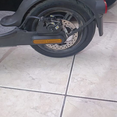 Xiaomi electric scooter like new, used 10 times