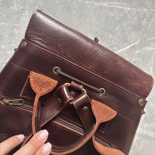 Leather backpack like new, brown