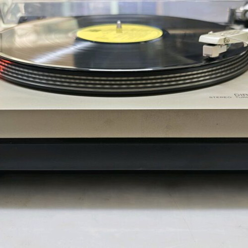 Sony PS 3300 Direct Drive turntable used with cracked lid