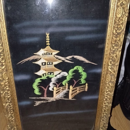 Embroidered old frame with Japanese embroidery used 47×28