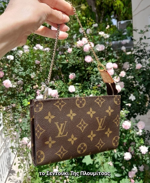 Για λίγο ακόμη Louis Vuitton monogram pouch authentic