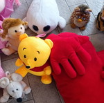 Lot of 7 assorted plush toys, bundle