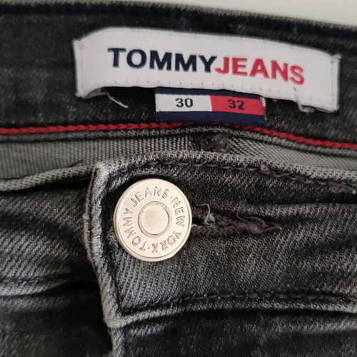 Tommy Hilfiger jeans used, size XL, black and gray
