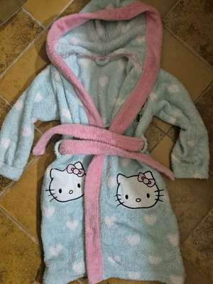 Hello Kitty bathrobe like new for children aged 4,5-6 years