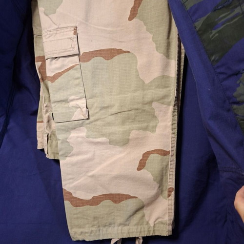 Authentic DCU 3-Color Desert Camouflage Military Pants, Large Regular