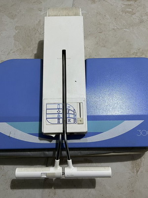 Elnapress 3000 ironing press like new, 1150 watts, Swiss made