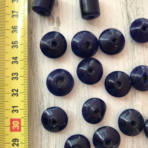 Glass beads 18 pieces dark blue and honey brown, like new