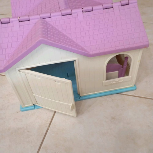 My Little Pony stable used with 2 ponies from 1984