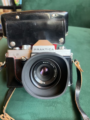 Praktica L2 vintage αναλογική φωτογραφική μηχανή με φακό Meyer-Optik 50mm f/2.8 μεταχειρισμένη