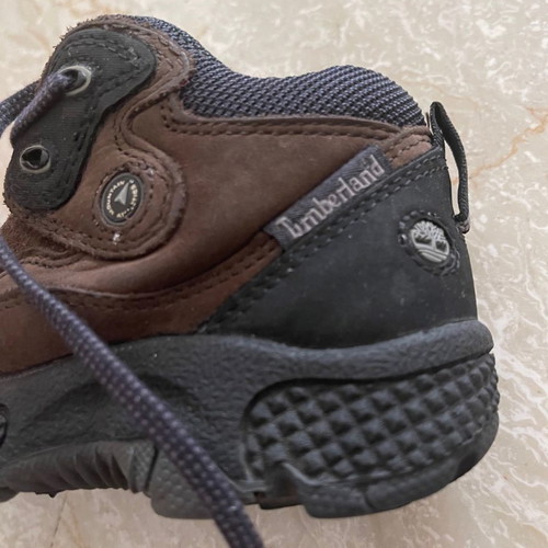 Timberland kids hiking shoes used, brown, size 27-28