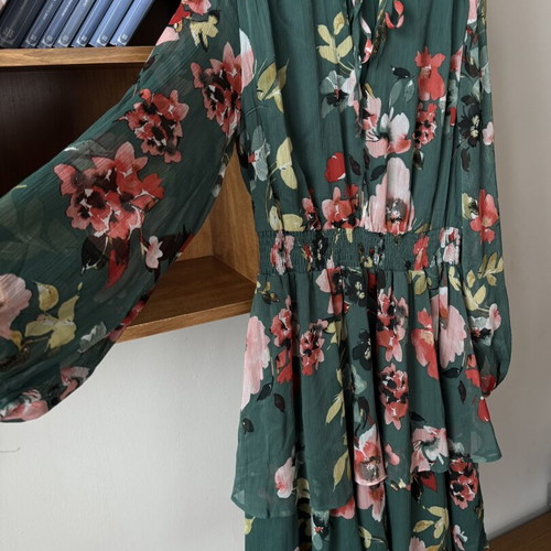 Reserved women's green floral dress like new, size L