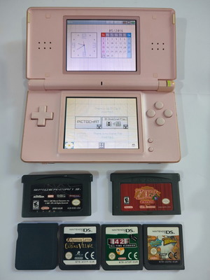 Nintendo DS Lite κονσόλα μεταχειρισμένη με 6 παιχνίδια Pokémon GBA και NDS