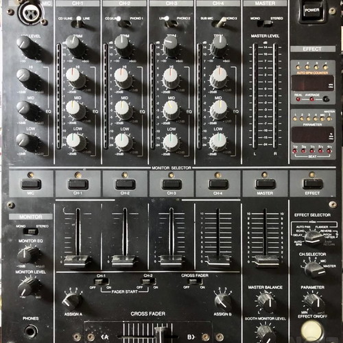 Pioneer DJM-500 4-channel performance mixer used