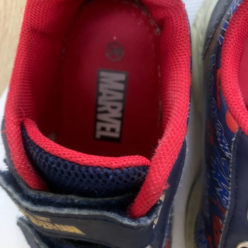 Spider-man sports shoes size 29 almost new, blue