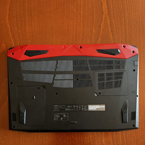 Acer Predator Helios 300 gaming laptop i7 GTX 1060 16GB 2.25TB