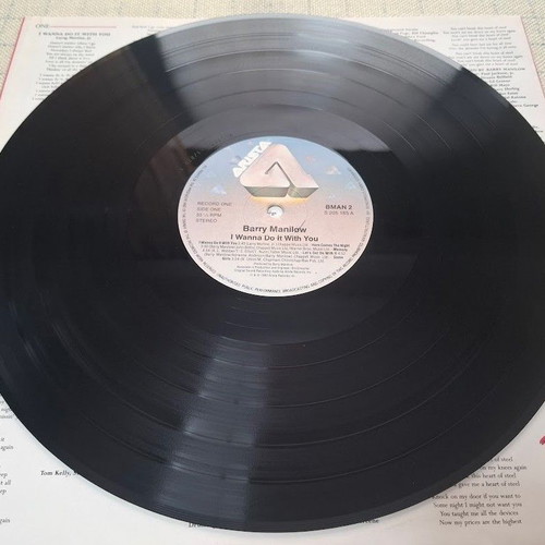 Barry Manilow I Wanna Do It With You LP like new, pop
