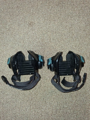 Razor Jetts Heel Wheels used, adjustable size, black with blue and pink details