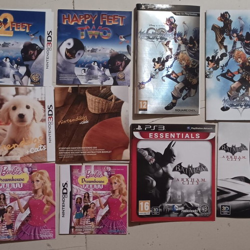 Bundle of manuals and covers for PS4, PS3, PSP, DS & 3DS, like new