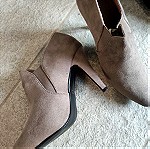  Suede Boots Brand New 41 Greige