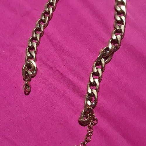 Steel necklace chain like new, gold color, thick weave