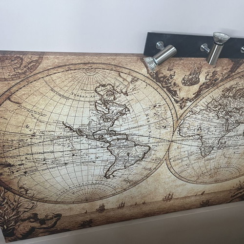 Large decorative wall art like new, 1.5x1 m