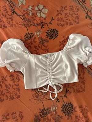 Bershka white top like new, size M