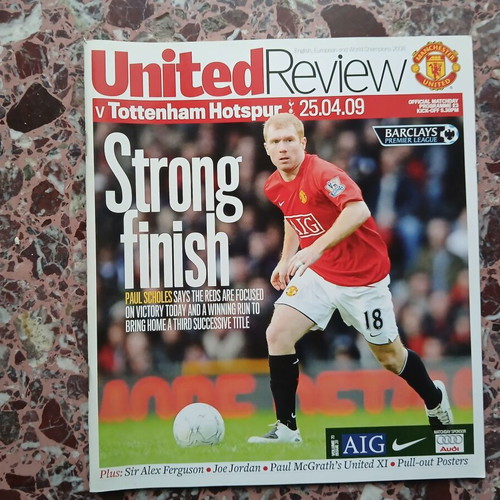 Match program Manchester United - Tottenham 2009 like new