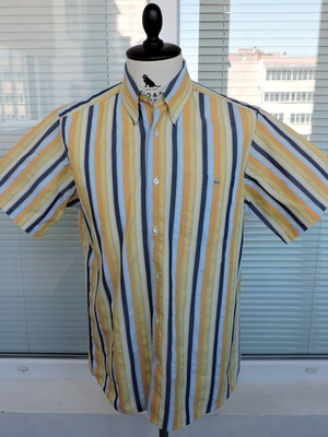 Lacoste Men's Multicolor Short Sleeve Shirt Size M Like New