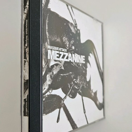 Massive Attack Mezzanine CD album like new