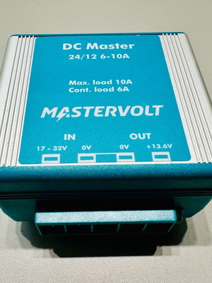 Mastervolt DC Master 24/12 6-10A μεταχειρισμένο με βάση στήριξης