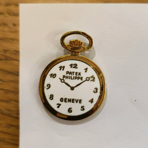 Patek Philippe pin like new 2cm