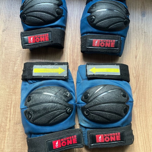 Knee and elbow pads used, small and medium size for kids and adults