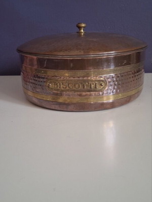 Vintage hammered copper biscuit tin with lid