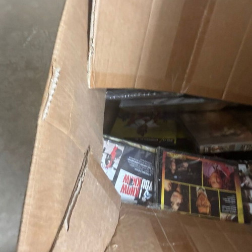 DVD pack of 4000 like new, old movies