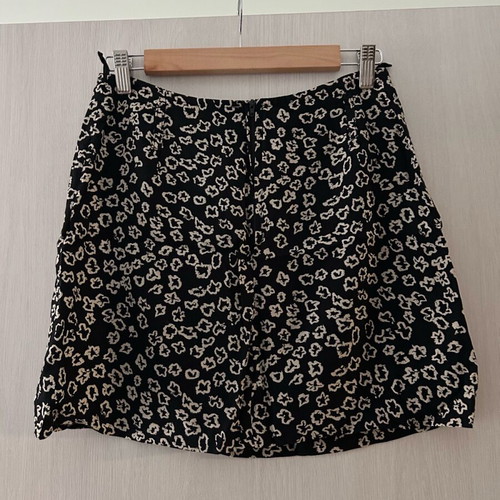 Vintage skirt S 90’s belle femme with patterns and two front pockets, like new