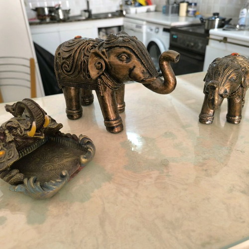 Indian decorative elephant figurines new, set of 3 pieces