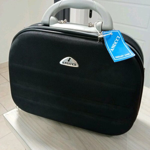 Toiletry bag new, black 38x30 cm