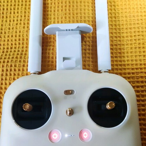 Xiaomi Mi Drone 4k used with detachable camera and accessories