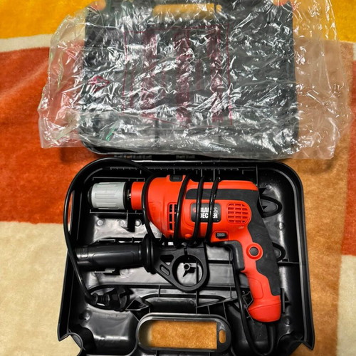 Black+Decker BEH710K 710W Impact Drill Set with Organizer Case brand new