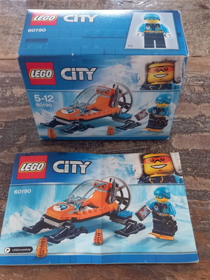 Lego City 60190 building set