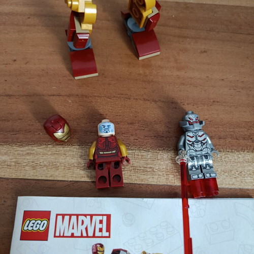 Lego Marvel Iron Man Mech vs. Ultron used