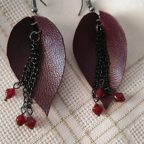 Handmade leather earrings new, red Abel & Lula